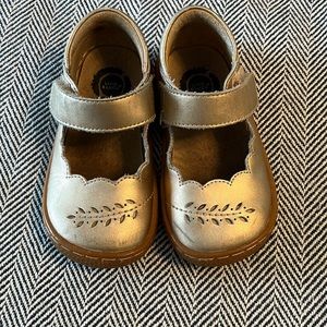 Livie & Luca Gold Mary Jane’s